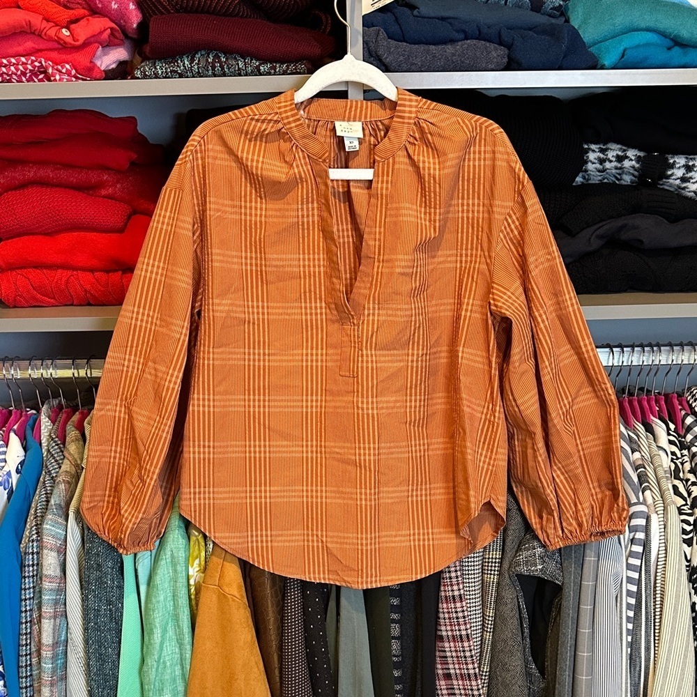 A New Day terracotta/white plaid long ballon sleeve v neck top size XS